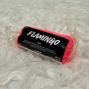 Lush Flamingo Fun